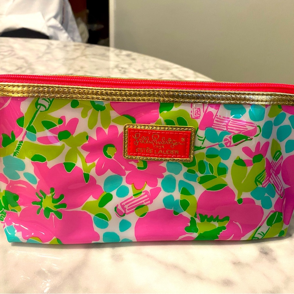 Lilly Pulitzer for Ester Lauder brand new make up bag!